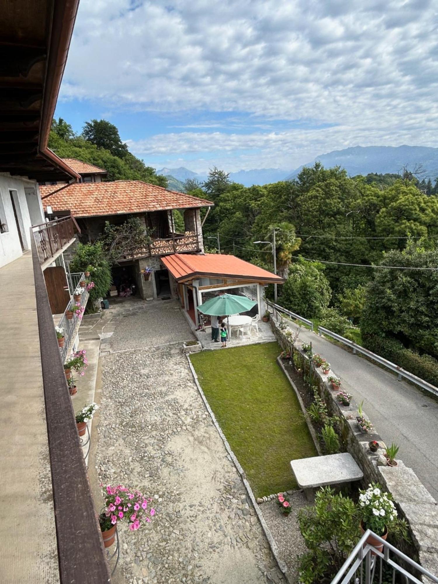 L Arcolaio Bed & Breakfast San Maurizio D'opaglio Exterior photo